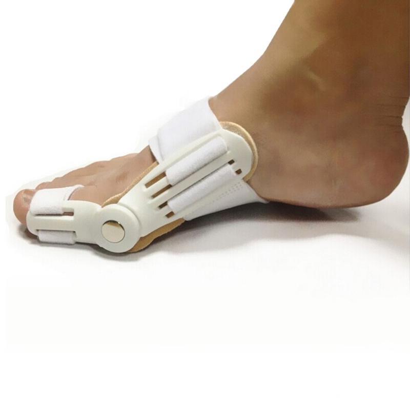 Hallux Valgus Corrector with Adjustable Foot Separator